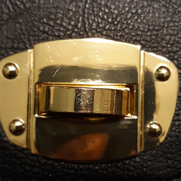 Urban Expressions ..(Purse - Picture 6 of 6